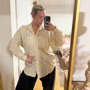 U&O Cream & Yellow Striped Embroidered Button-Up Shirt